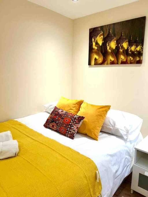 Cosy One Bedroom Flat In Apartamento *