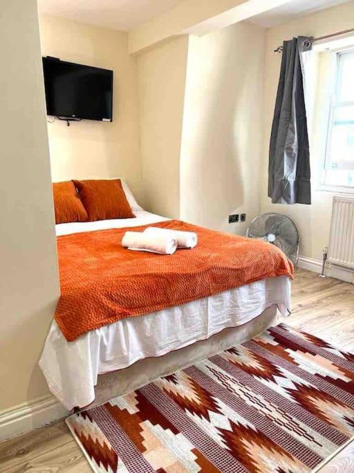 Cosy One Bedroom Flat In Apartamento *