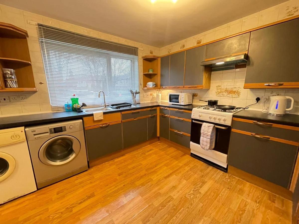 Private Spacious In Beckton *