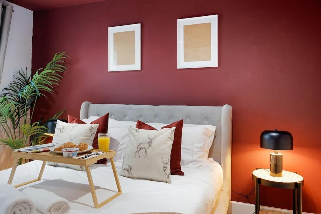 Canary Wharf By Hiatus Concierge Apartment