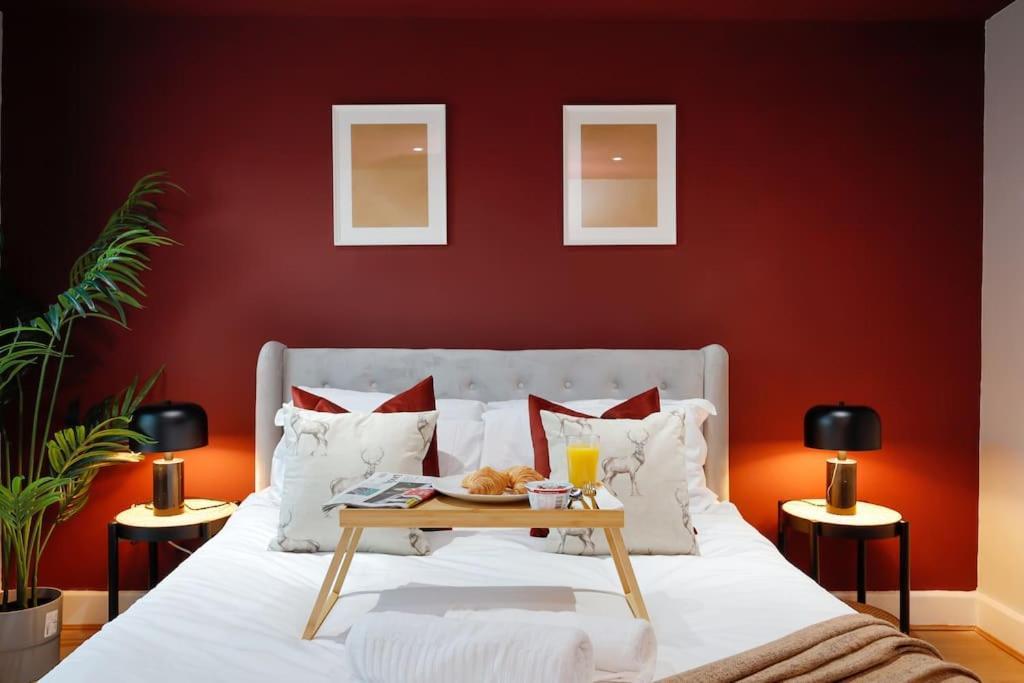 Canary Wharf By Hiatus Concierge Apartment London