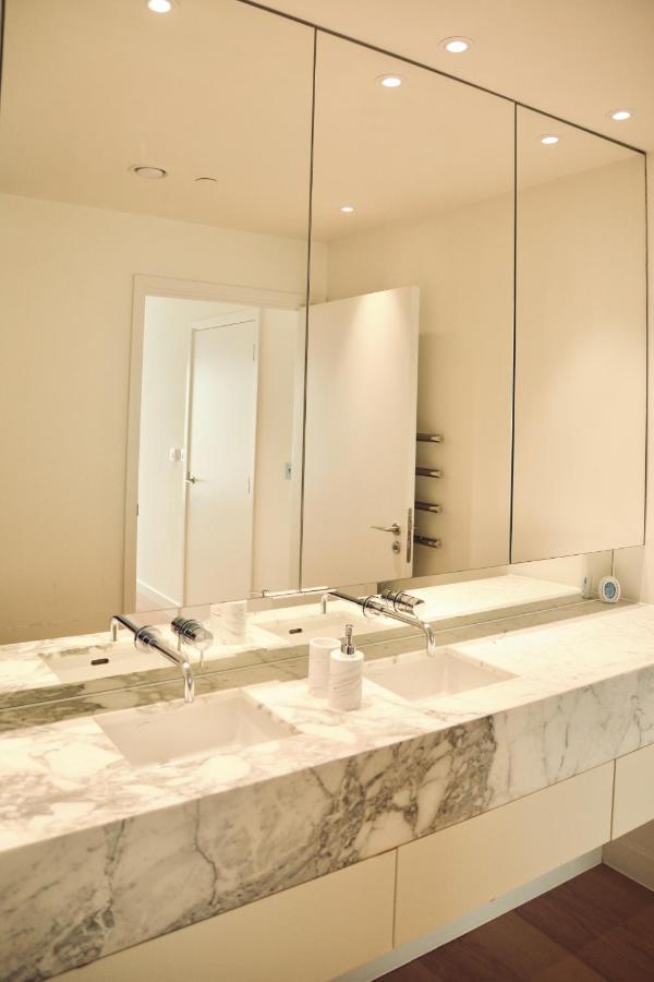 Apartment Canary Wharf, E14 9pw, 2 Bedroom London