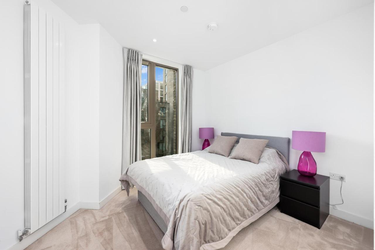 Riverside View Apartment London