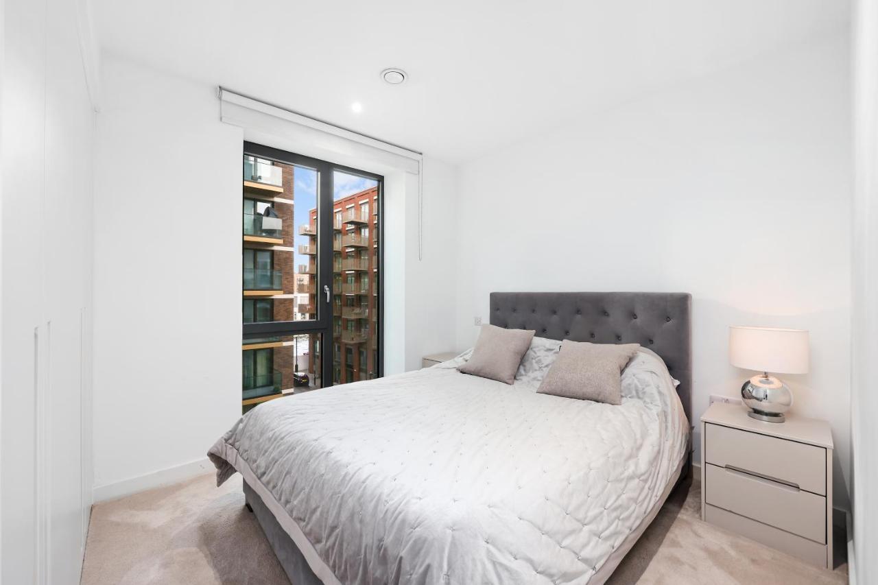 Riverside View Apartment