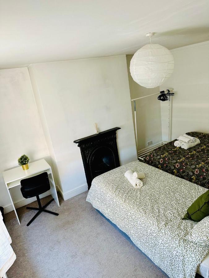 Cozy Double And Triple In Greenwich * London