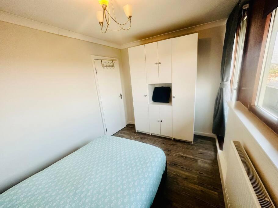 3 Bed Sky Se15 Peckham