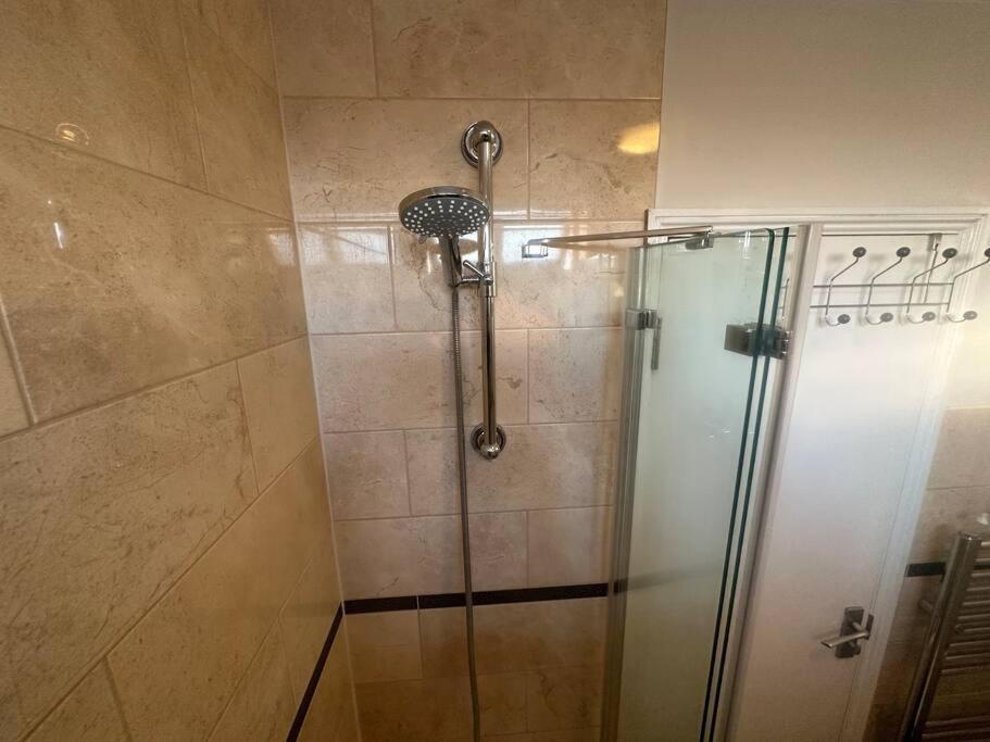 Apartment 3 Bed Sky Se15 Peckham *