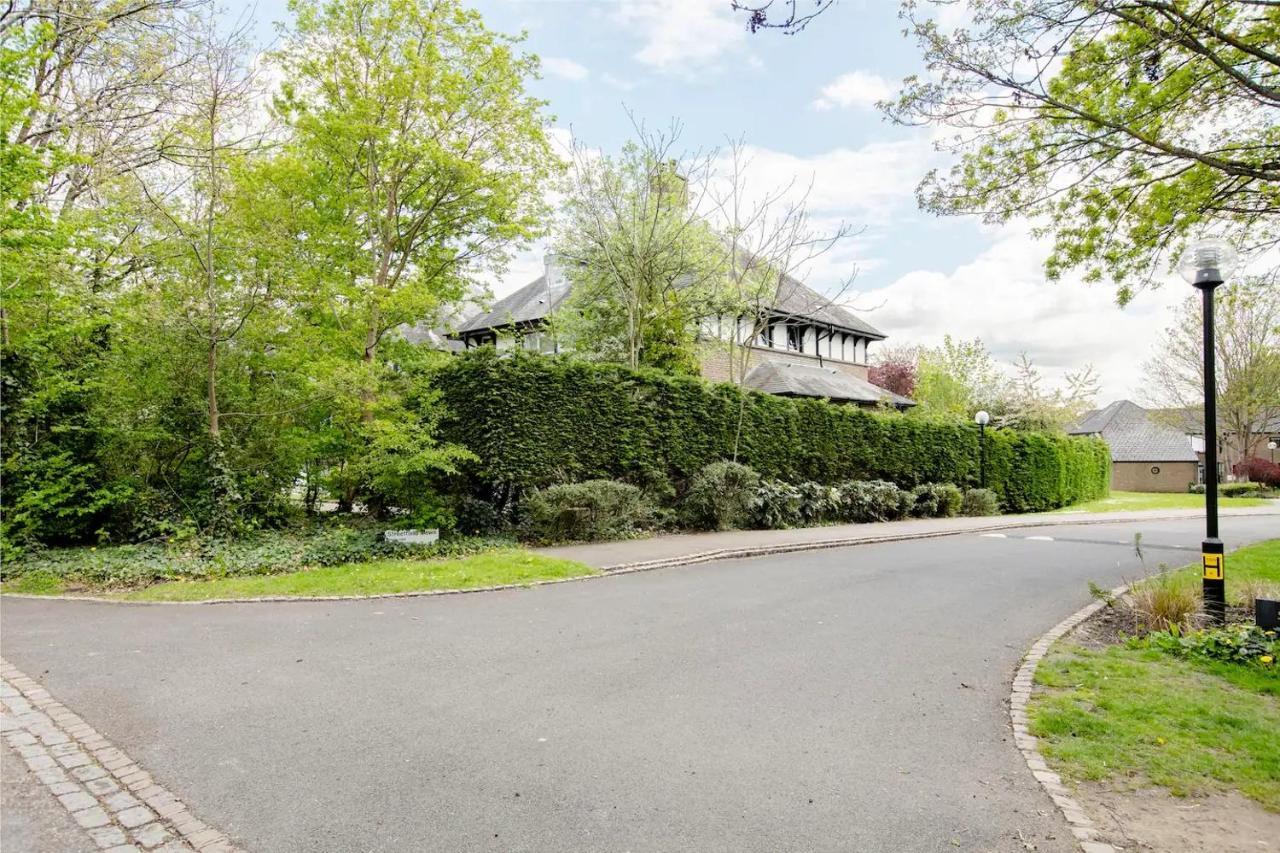 Garden Flat On Leafy Cator Estate In Blackheath * Londres
