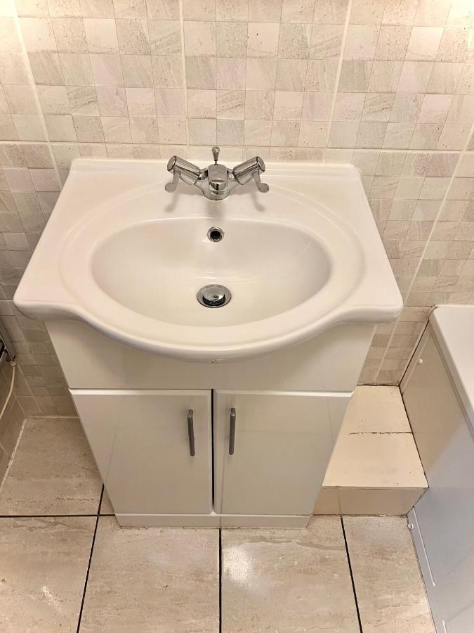 Apartment White Chapel Holiday 2 Bedroom London