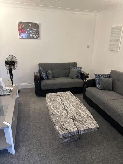 Gorgeous 5 Bedroom House London