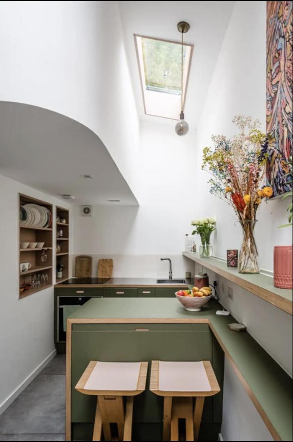 Entire On Victoria Park Appartement