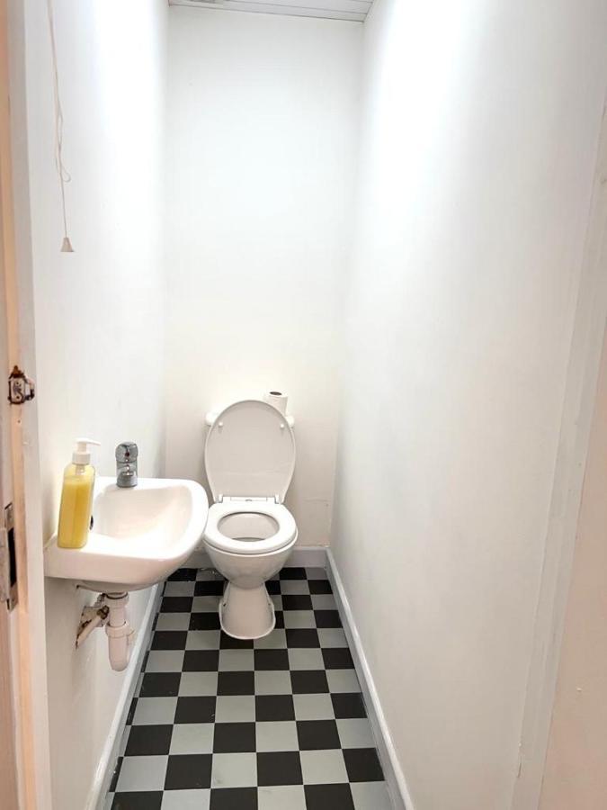 Modern Double Homestay *