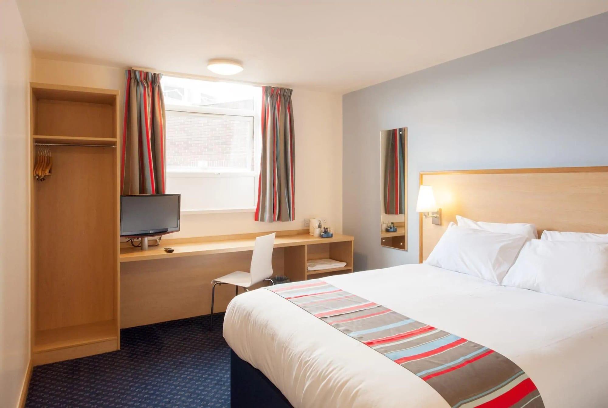 Travelodge Kings Cross Royal Scott Hotel 3*