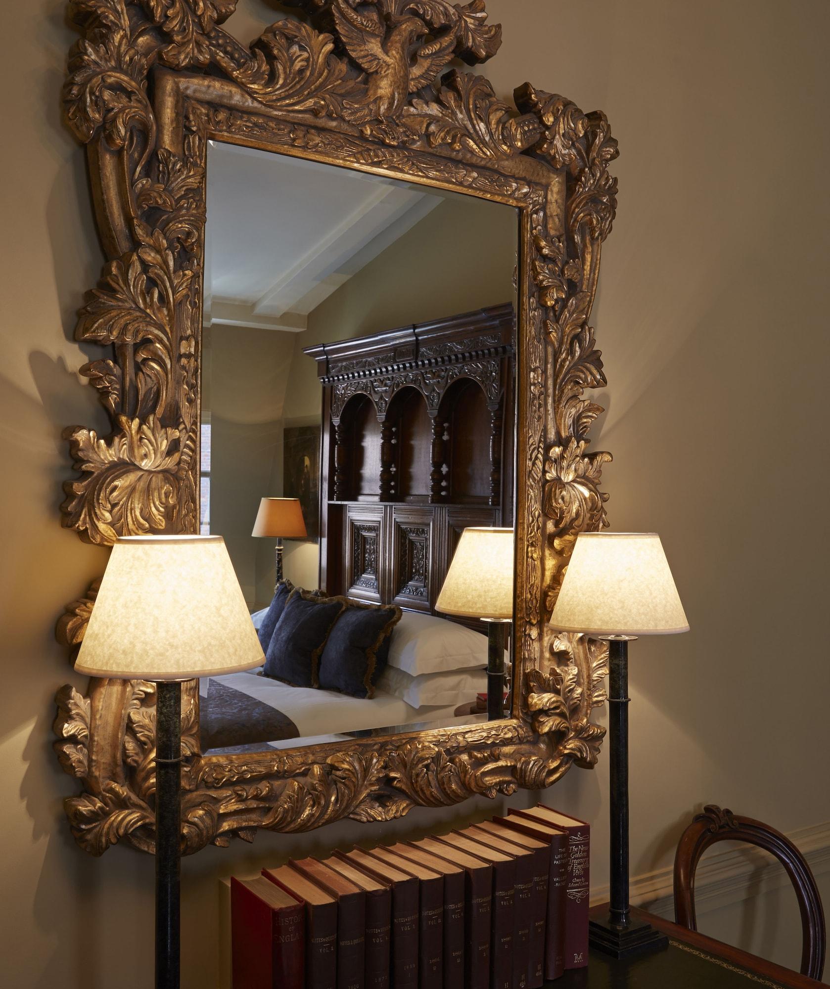 Batty Langley's 5* London