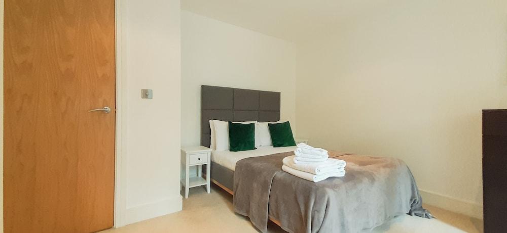 Lanterns Way At Canary Wharf By Mysquare Appartement Londen