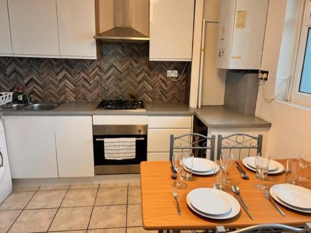 Beautiful Close To Brick Lane Privatunterkunft London