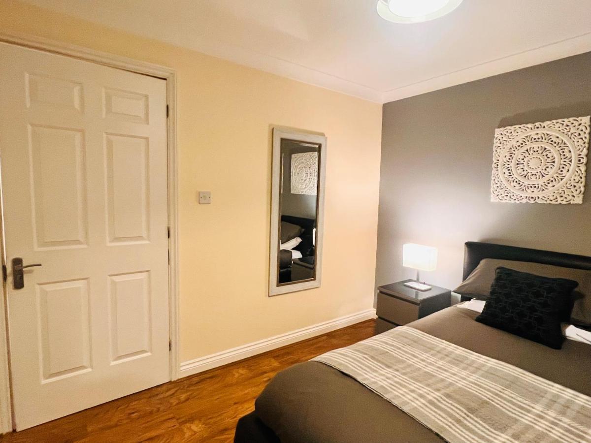 42i Premium Exactly Like The Photos Guest house