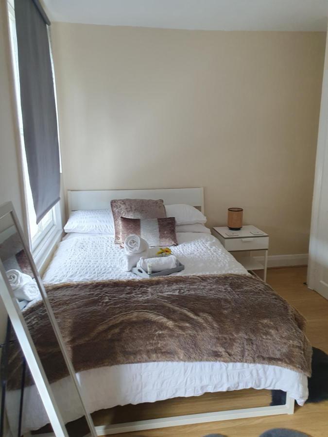 Cozy Bedroom C *
