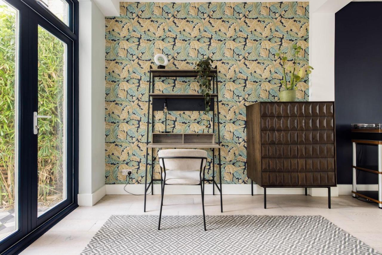 The East Dulwich House Apartment *