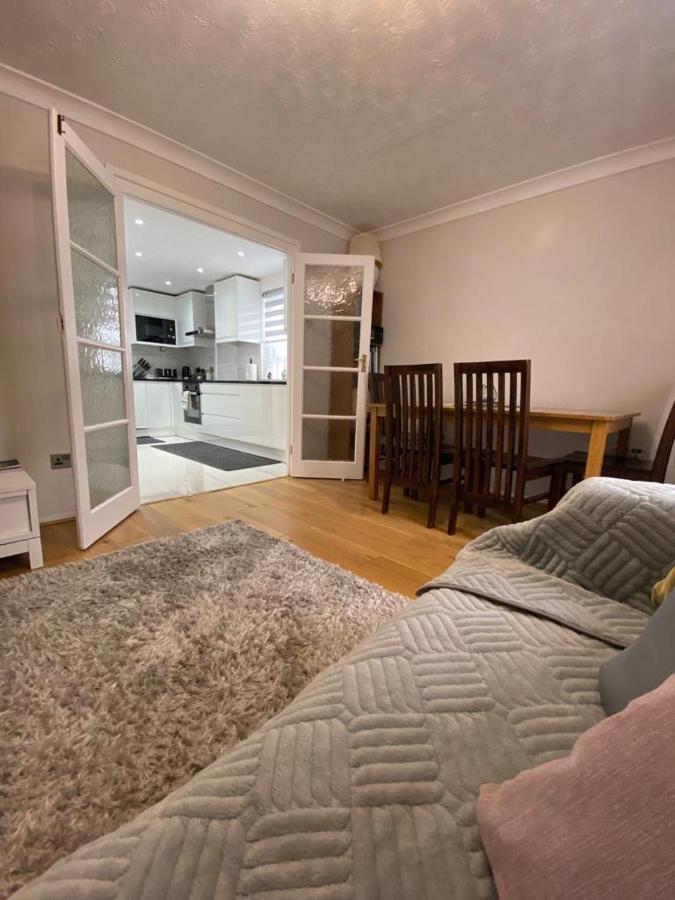 1 Bedroom In East * Londen