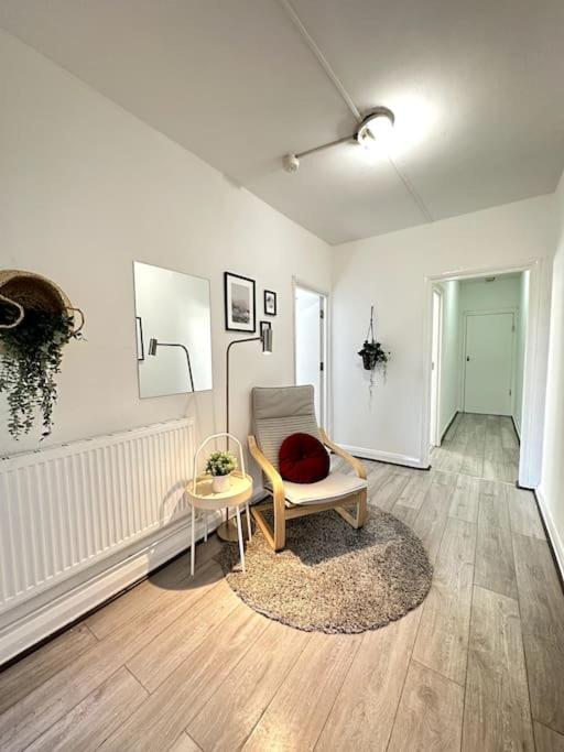 Stunning 2-bed Near London. * Londen