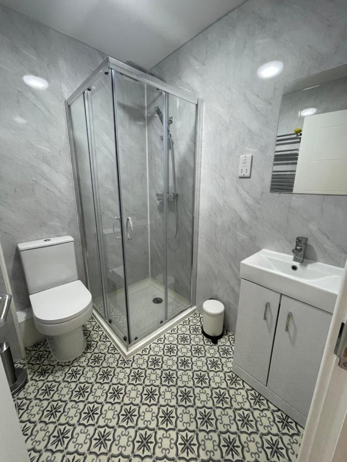 Guest house Riverside Double Garden View E14