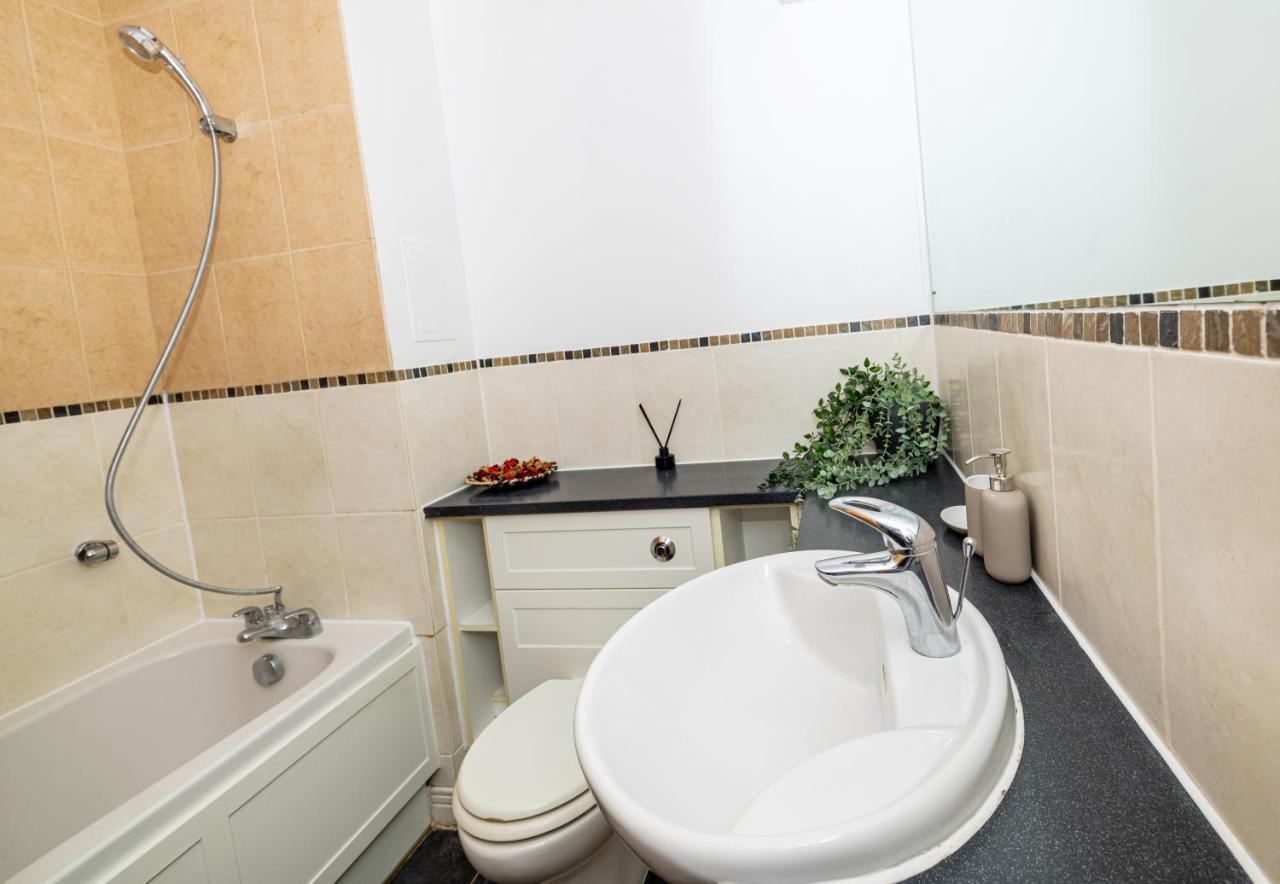 Nice Close To City231 Guest house London