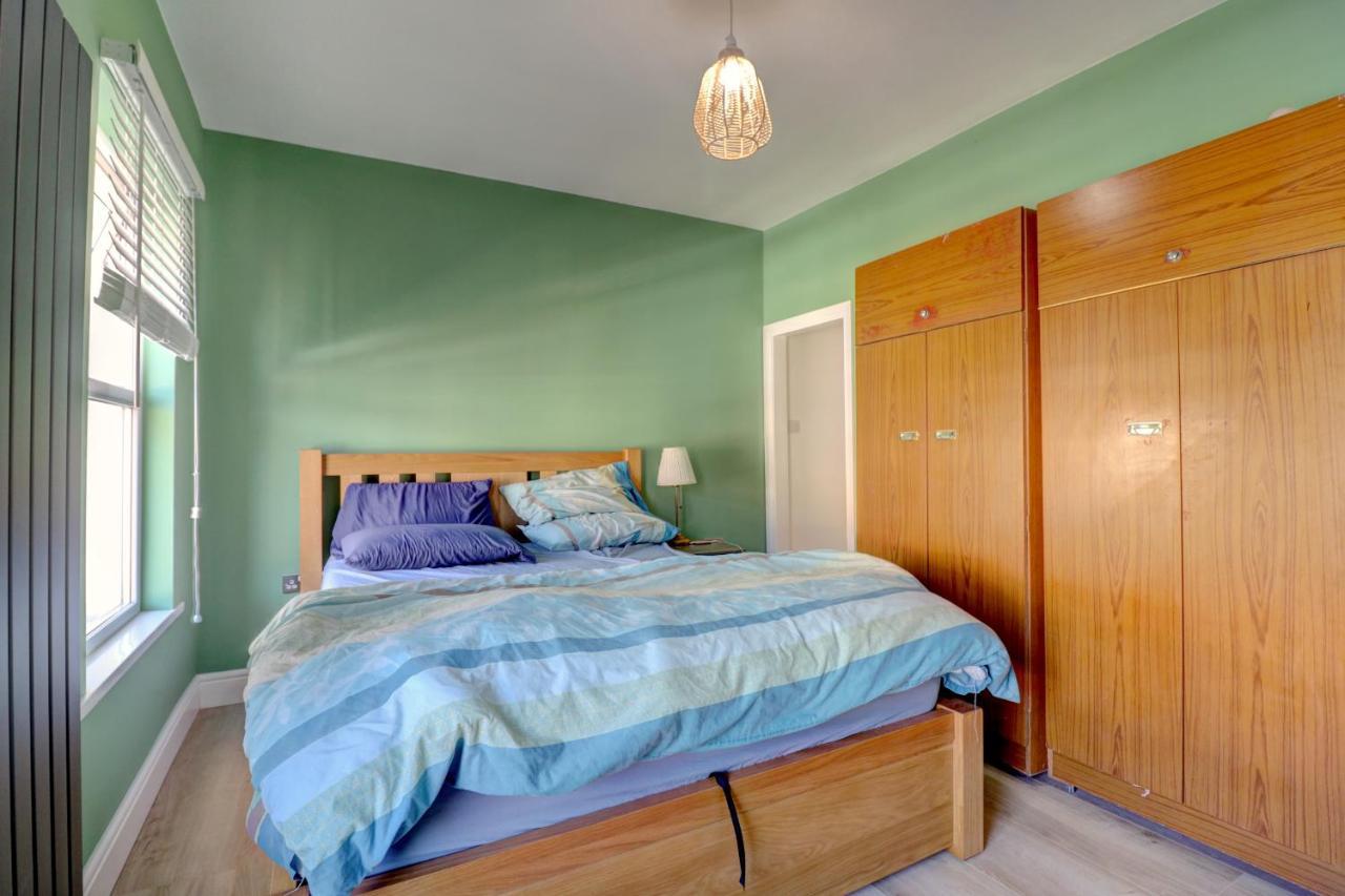 Homestay Davis Street