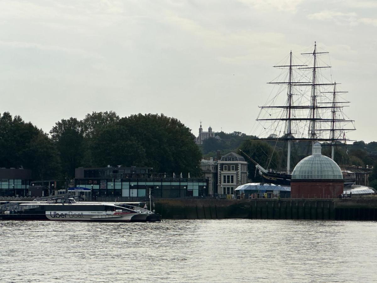 River Views From Canary Wharf Apartamento Londres