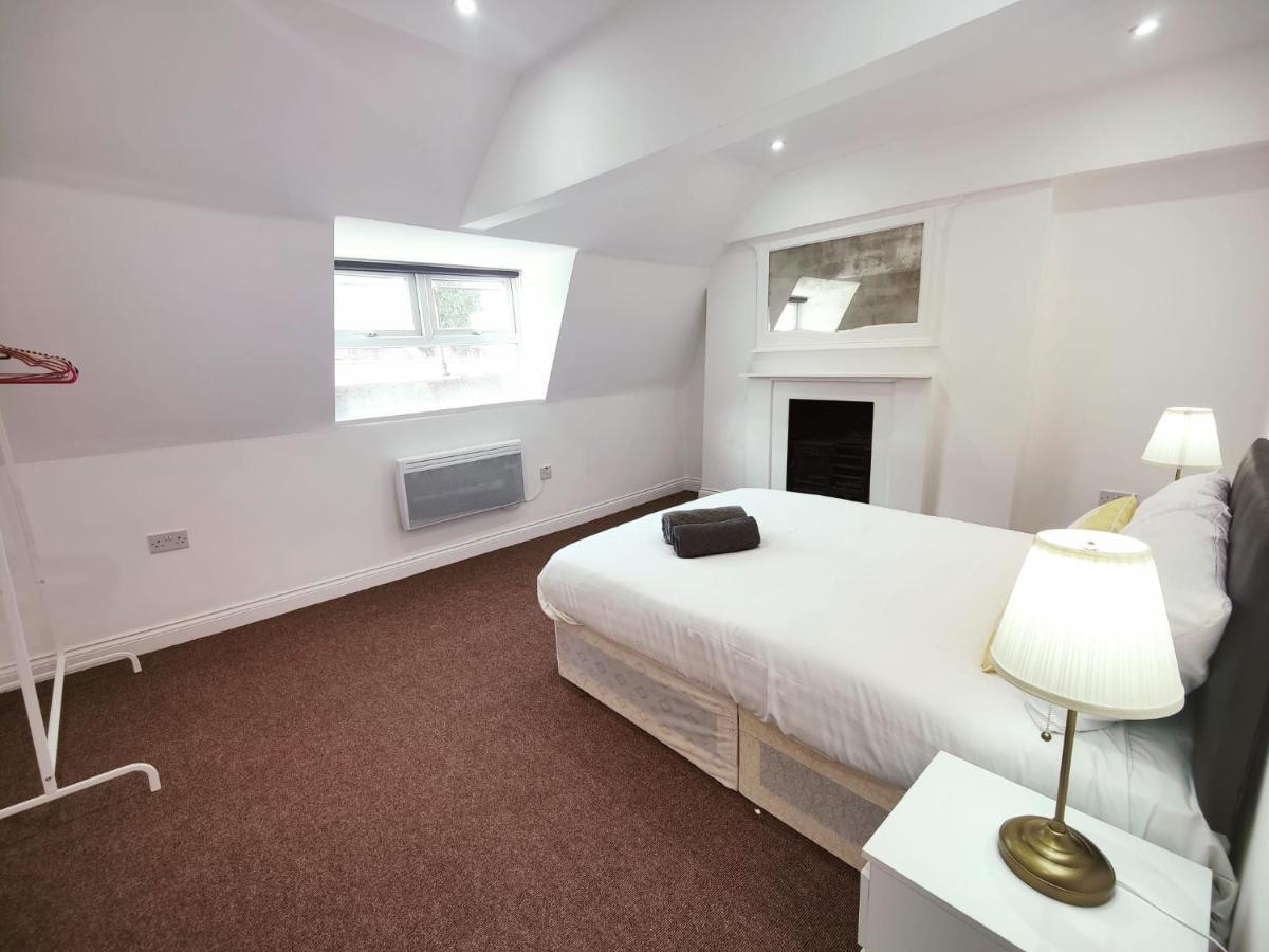 3 Bed Flat Close To Liverpool St & Brick Lane *
