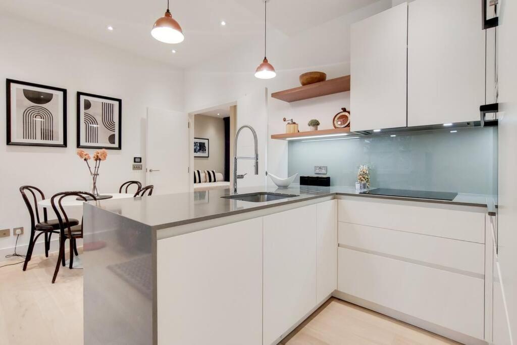 11 Borough - Bright & Spacious 2-bed Near Bridge Apartamento Londres