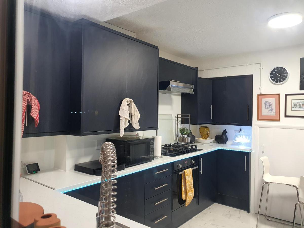 Limehouse East Homestay *