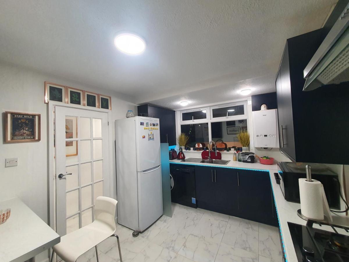 Homestay Limehouse East *