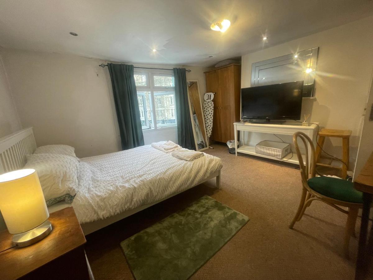 Bed & Breakfast Private Double *