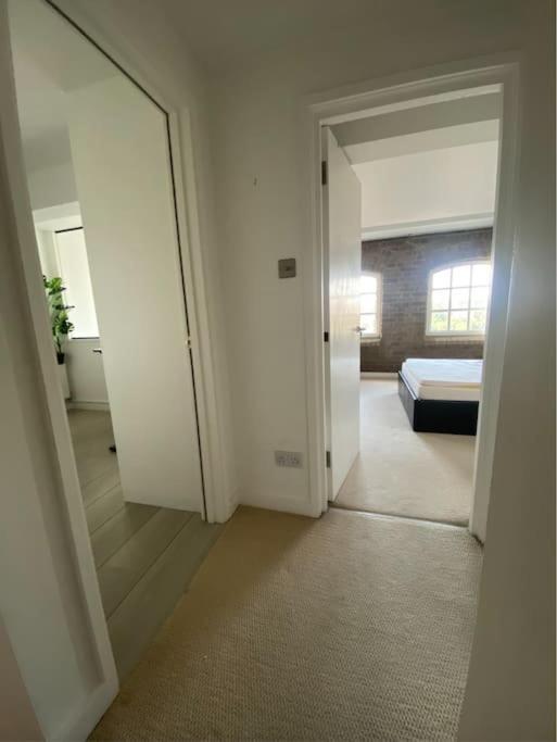 Appartement Luxury Artistic 2 Bedroom W/balcony-great Location Londen