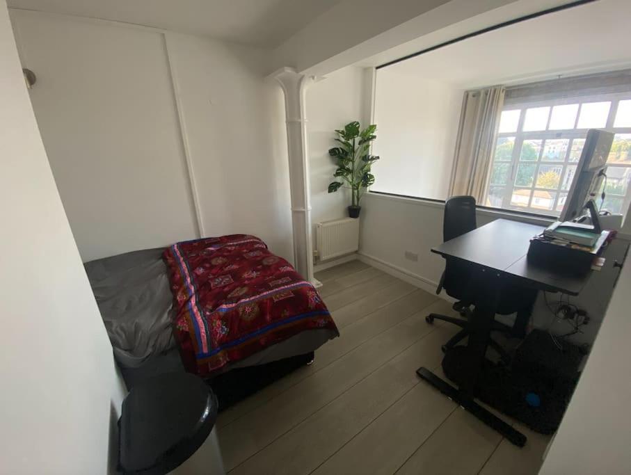 Appartement Luxury Artistic 2 Bedroom W/balcony-great Location Londen