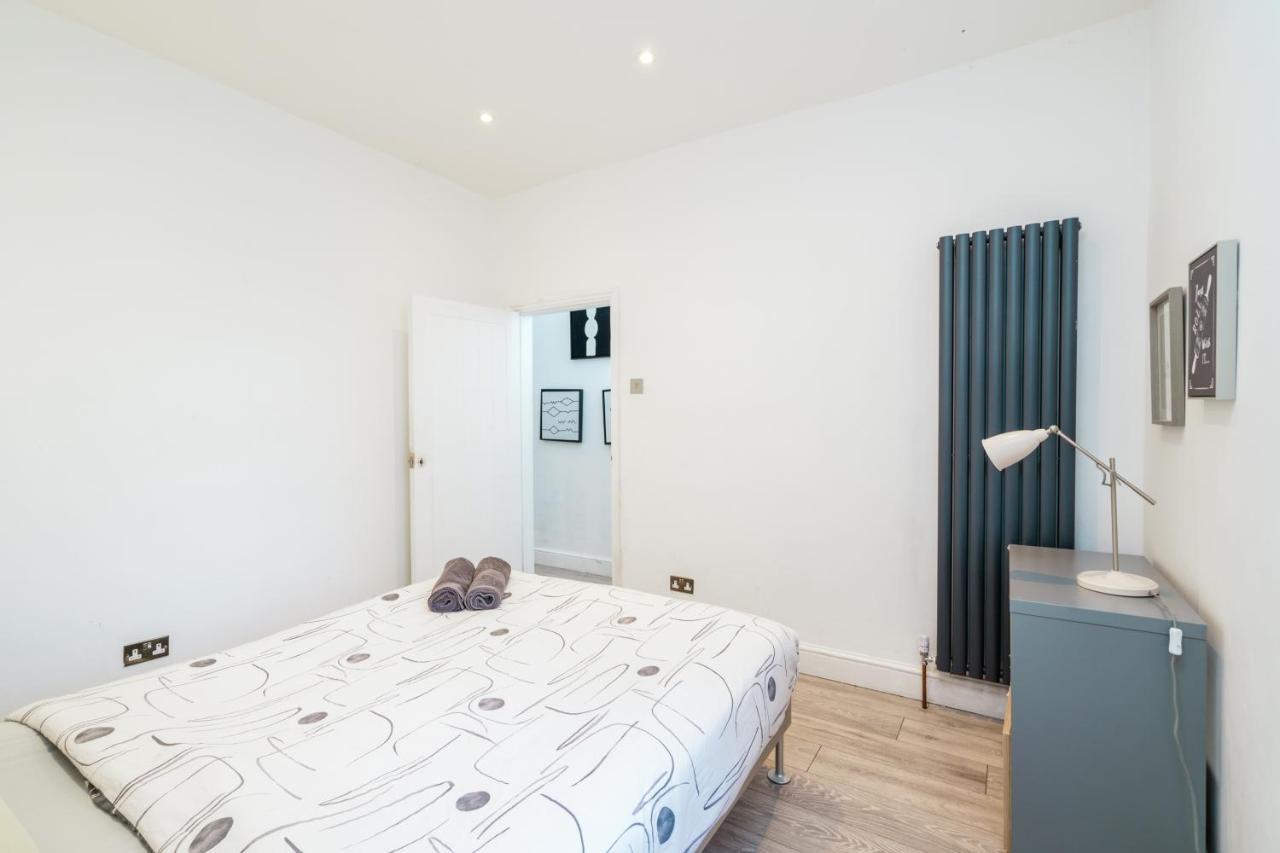 Modern 2 Bed Close To Westfield Stratford Mall With Garden