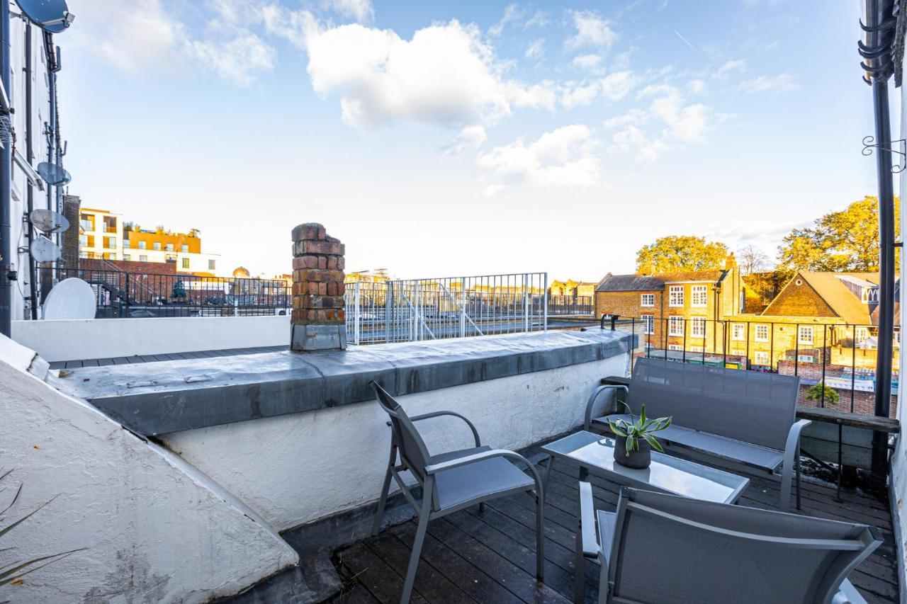 Stunning 2br Wpatio In Dalston, 2 Min To Tube Londen
