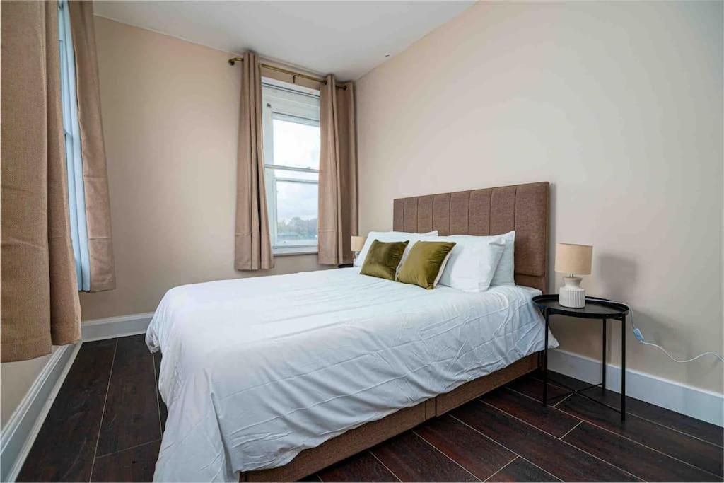 Apartment Cosy 2 Bed Flat In East