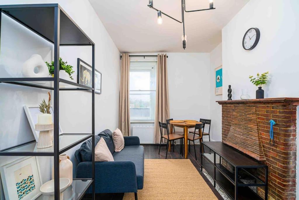 Apartment Cosy 2 Bed Flat In East
