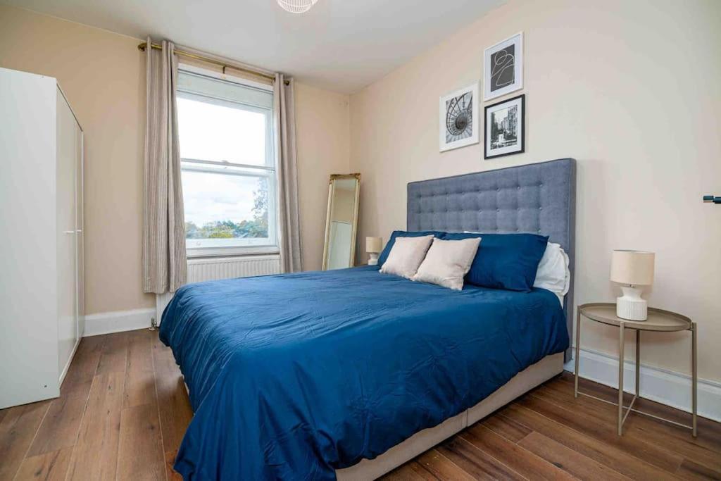 Apartment Cosy 2 Bed Flat In East *