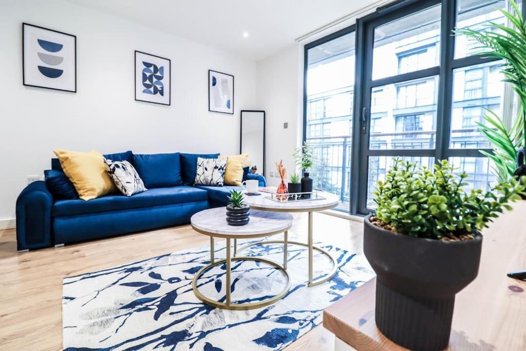 Canary Wharf-10% Discount-fibre Wifi-5mins To Tube Apartment