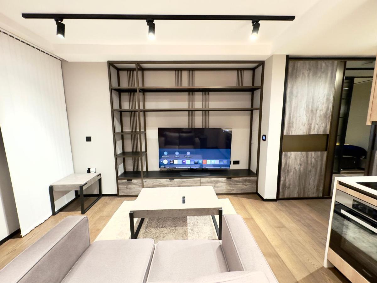 Modern, Stylish Apartment London