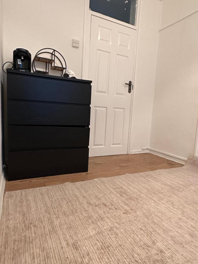 Homestay Spacious Private In The Heart Of Dalston, Hackney