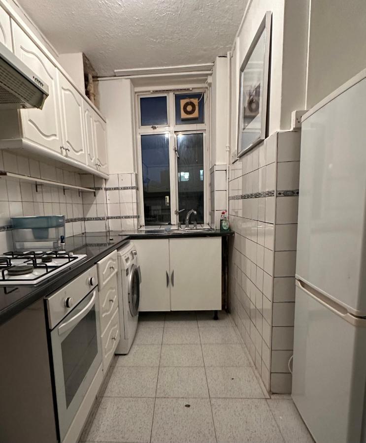 Spacious Private In The Heart Of Dalston, Hackney Homestay *