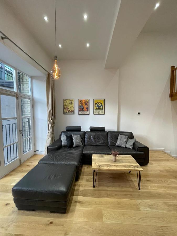 Stunning 3bd Maisonette Wbalcony - Old Street! * London