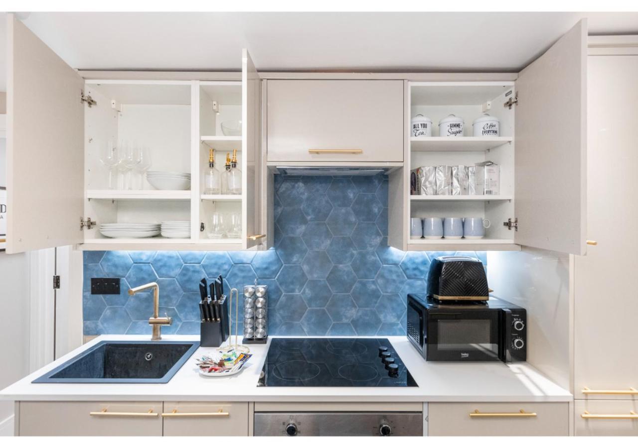 Modern 3-bedroom Flat * Londen