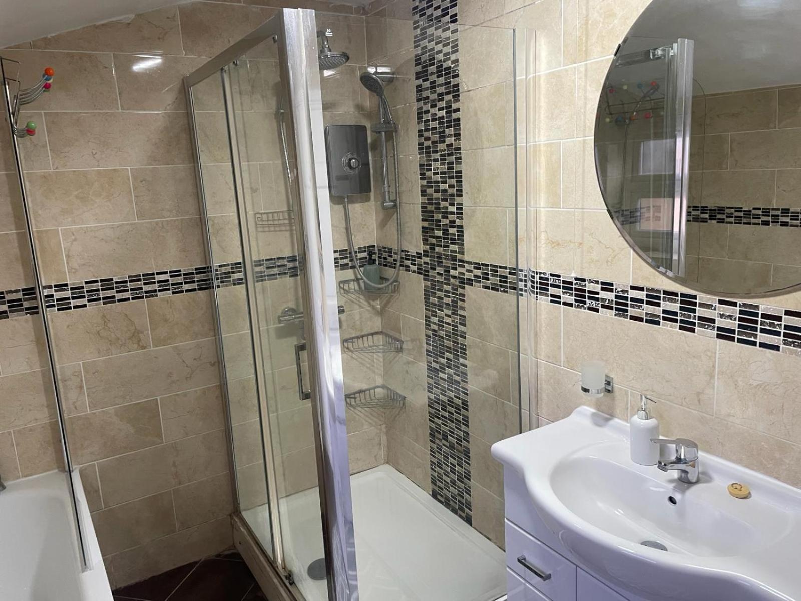 Rahal Compton Guest house London