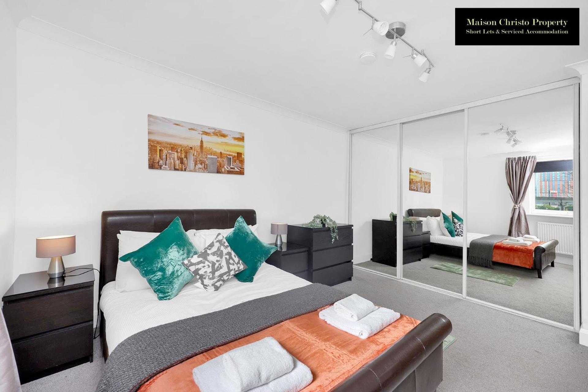 Caraway Heights 2bedroom Sleeps 6 In Canary Wharf, Free Parking, Near Excel, O2 & Airport By Maison Christo Short Lets & Serviced Apartment London