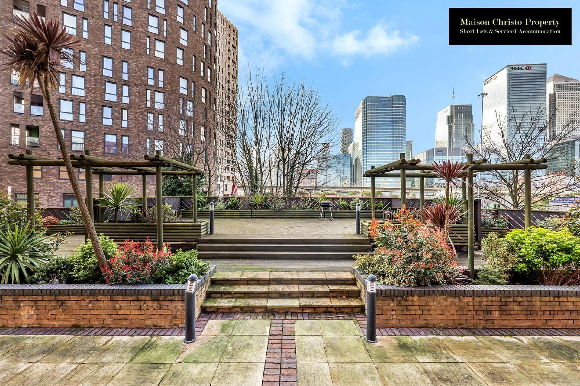 Caraway Heights 2bedroom Sleeps 6 In Canary Wharf, Free Parking, Near Excel, O2 & Airport By Maison Christo Short Lets & Serviced London